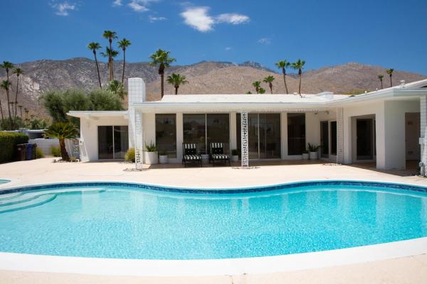 Villa LEsquina, Забронировать  Палм-Спрингс Coachella Valley