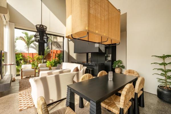 Five Stories Villas By SUOM, Забронировать  Отели провинции Бали 5 звезд, 5*