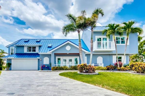 Villa Key West by CoralVilla, Top 2 Story Villa, pool, game room, Забронировать  Кейп-Корал Southwest Florida