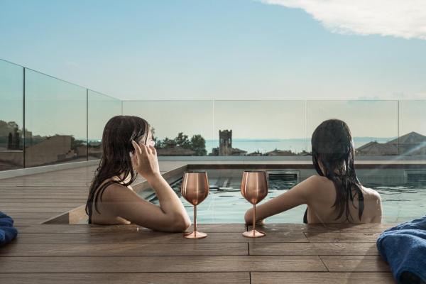 WANDERLUST HOTEL - SUITE & SPA - APARTMENTS & VILLAS - Bardolino, Lago di Garda - Verona