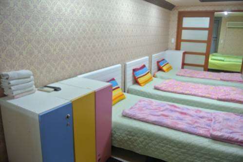 Paldogangsan Guesthouse