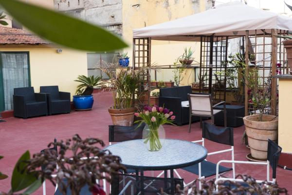 Monti Colosseum Accommodation