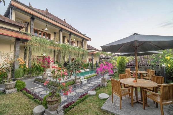 Amertha Ayu Homestay, Забронировать  Недорогие отели провинции Бали, недорогие