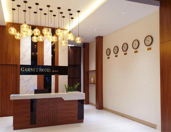 Garnet Hotel