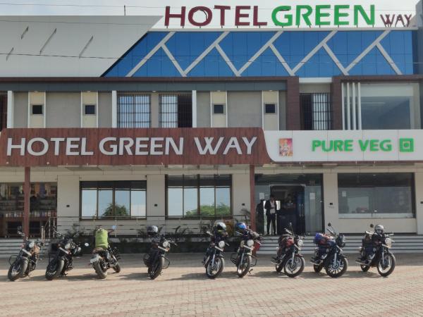 Hotel Green Way, Забронировать  Недорогие отели штата Раджастхана, недорогие