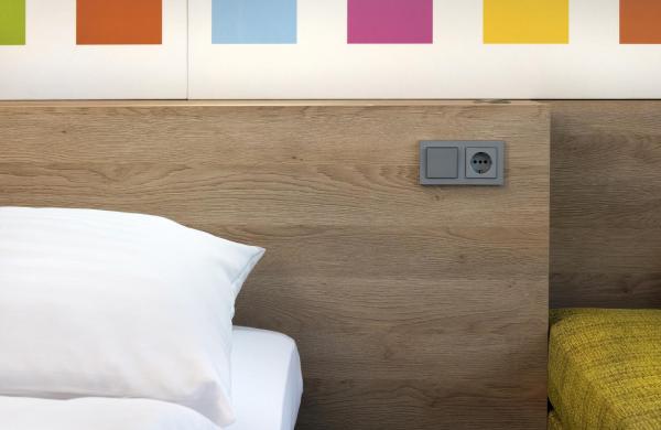 Business & Budget Hotel Tessin