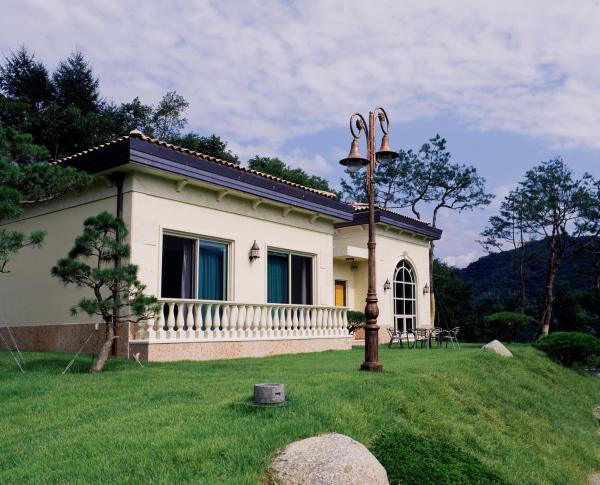 Crystal Valley CC Golden Village, Забронировать  Sang-myeon Капхён