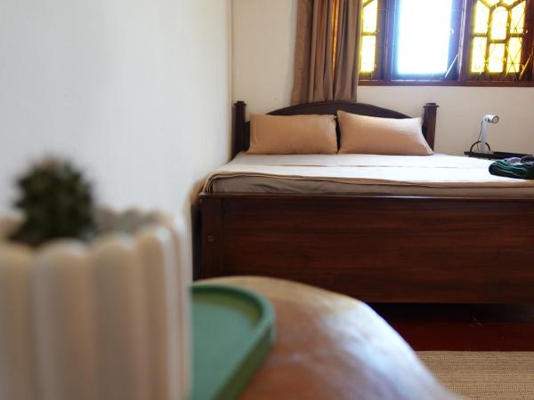 , Забронировать  Недорогие отели Мартара, рядом с Форт Матара, недорогие