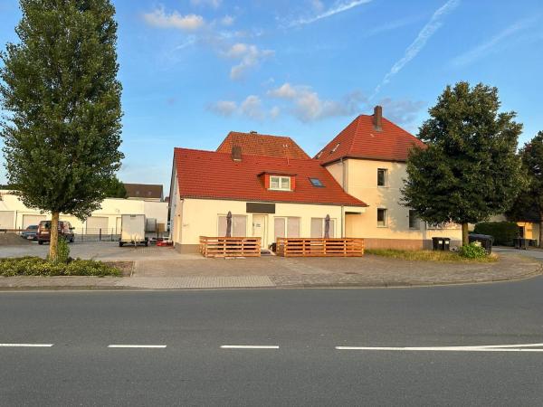 Pension & Monteurzimmer, Забронировать  Билефельд Teutoburg Forest