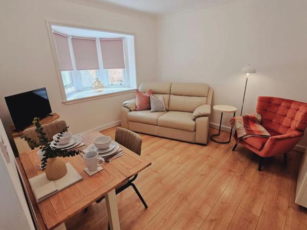 Cosy Court Apartment In Tettenhall Village - Sleeps 4, 预订  Tettenhall 西米德兰兹