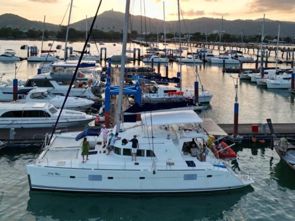 Private Catamaran Yacht charter in Phuket by YACHTALE, Забронировать  Бухта Чалонг Пхукет