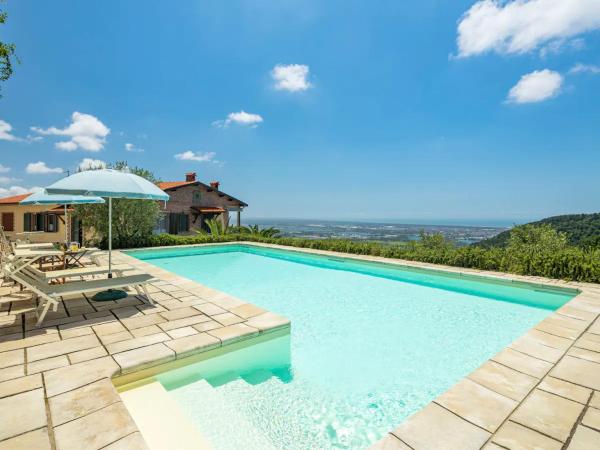Villa Lo Zilloro by Nicola Real Estate, Забронировать  Корсанико-Барджеккья Версилия