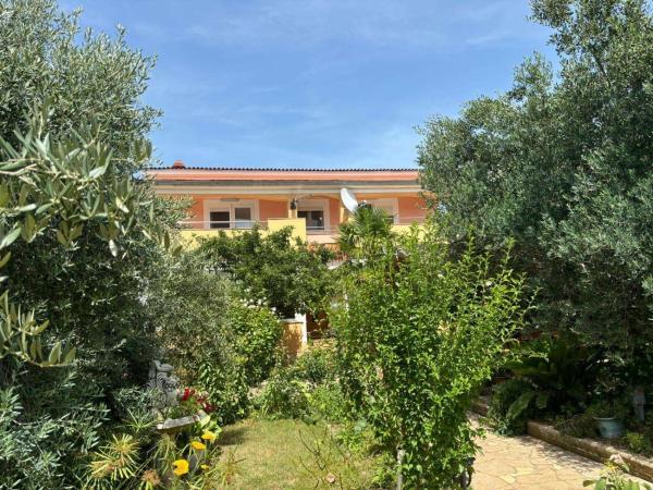 Apartments with parking space Vrsi - Mulo, Zadar - 23428, Забронировать  Врси Задарская жупания