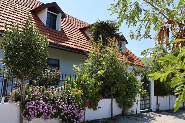Beautiful Villa in Crete Near The Sea - 200sqm, Забронировать  Gázion Центральный Крит