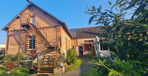 Chambres d\hôtes Maison Sainte-Suzanne, Забронировать  Нуан-ле-Фюзелье Sologne