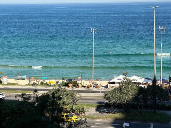 Rio Hotel Residência , em frente a praia da Barra da Tijuca!, Забронировать Отель Барра-да-Тижука , рядом с Village Mall