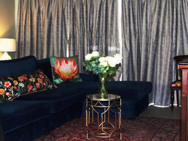 SFT Sefatsa guesthouse, Забронировать  Франкфорт Фри-Стейт