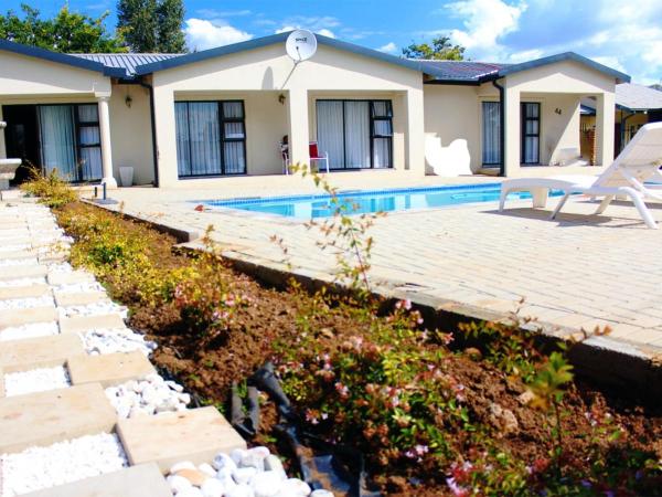 SFT Sefatsa guesthouse