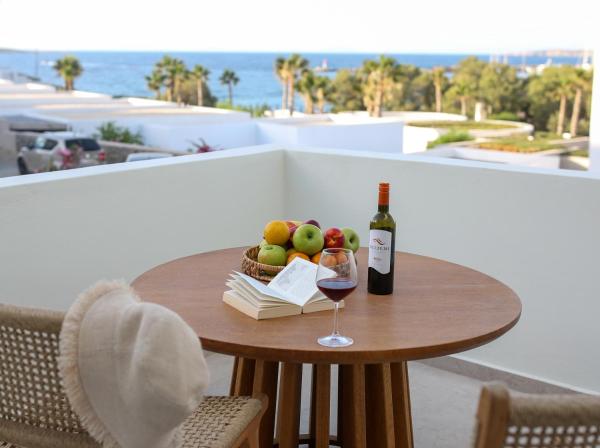 La Maltese Boutique Paros