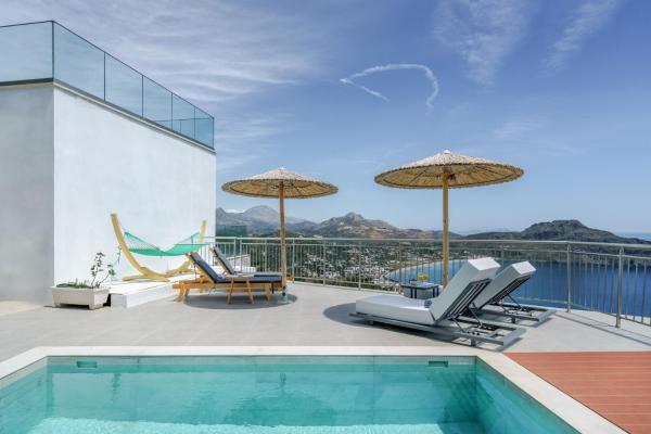 New Seaview Villa Minoiko with Private Pool near the Beach in Plakias, Забронировать  Селлия Апокоронас