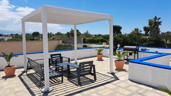 Villa Azzurra Salento, Забронировать  Отели Porto Cesareo Beaches с парковкой, Парковка