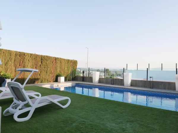 Villa de Lujo cerca del mar y piscina climatizada, Забронировать  Сан-Фульхенсио Валенсийское сообщество