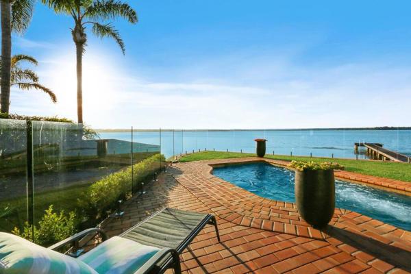 Serene 5 BDRM Villa with Pool, Забронировать  Токли Central Coast