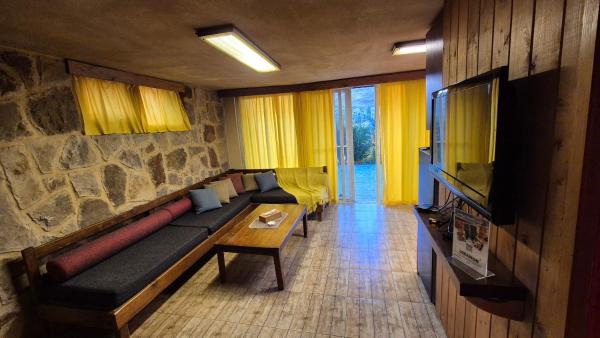 Faraya Vista, Забронировать  Кфардебиан Горный Ливан