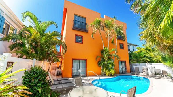 Siesta Key Village, Heated Pool, Beach Access 4 min Walk, 3bdr, Забронировать  Сиеста-Ки Sarasota Area