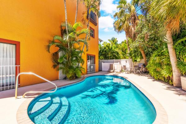 Siesta Key Village, Heated Pool, Beach Access 4 min Walk, 1bdr, Забронировать  Сиеста-Ки Sarasota Area