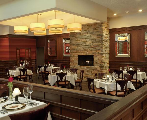 DoubleTree by Hilton Collinsville/St.Louis