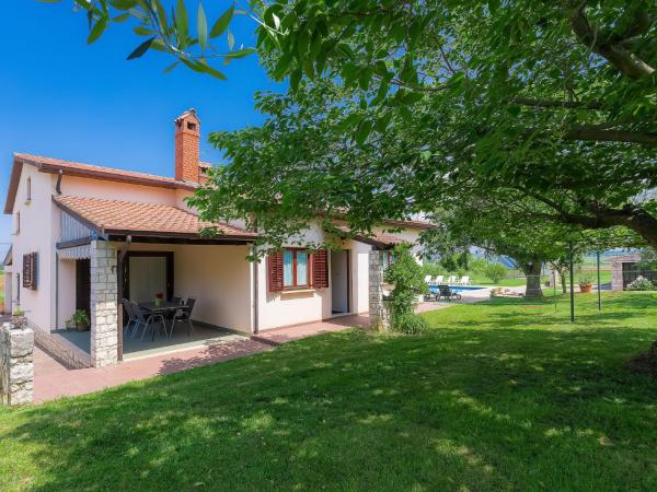 Holiday Home Licia by Interhome