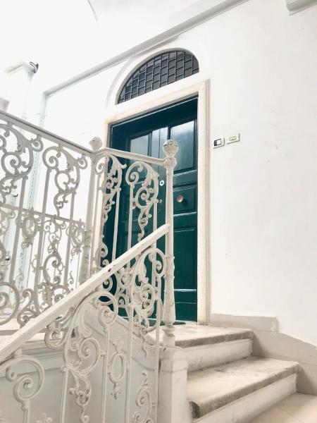Casa Campanile, Забронировать  Отели в центре Манфредония, в центре