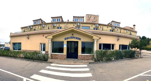 HOTEL LOS CAÑAS, Забронировать  Иньеста 