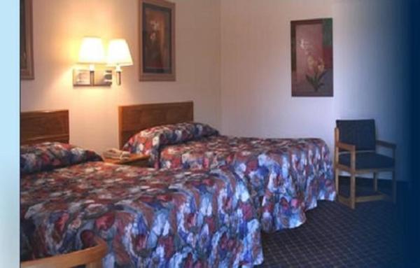 Four Seasons Motel