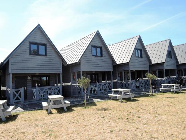 Holiday Home in Dziwnówek by Sea and Lake