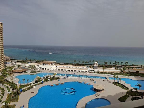 Porto Sokhna pyramids families only, Забронировать Апартаменты/квартира Апартаменты Суэца, Апартаменты/квартира