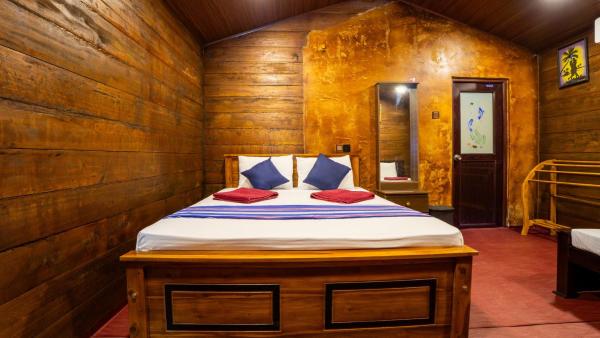 Wild Rock Villa & Tree house, Забронировать  Отели Сигирия с парковкой, Парковка