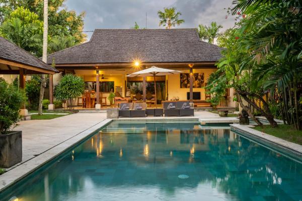 Villa Alroda Antik