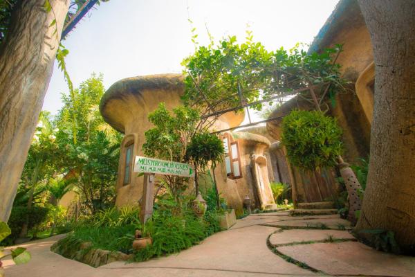 Leafy Greens Chiangmai, Забронировать Отель Chang Phueak 