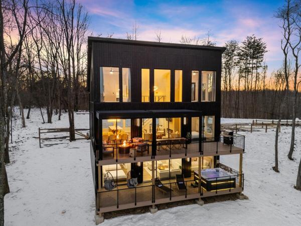 Adamina Canyon Luxurious Villa with Wellness room 5, Забронировать  Рокбридж штат Огайо