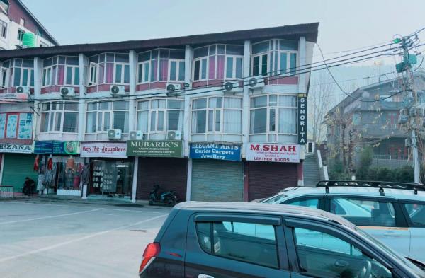 Hotel Senorita, Забронировать  Отели штата Махараштры с завтраком, Завтраки
