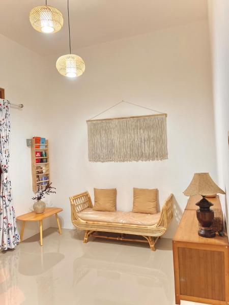Rumah Daisy Homestay Pangandaran, Забронировать  Cikembulan провинция Западная Ява