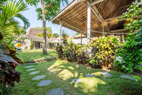 Spacious 3bdrs - Villa Passiflore Bingin, Забронировать  Улувату Нуса-Дуа