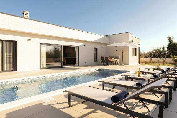 Villa Haba - House with Pool for Families & Couples, Забронировать  Шишан Pula Riviera