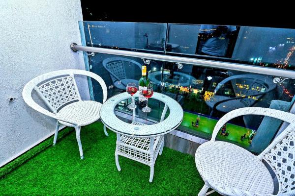 Beautifully and Elegantly furnished apartment with heated swimming pool well equipped gym and ample parking space and play ground, Забронировать  Найроби Руанда