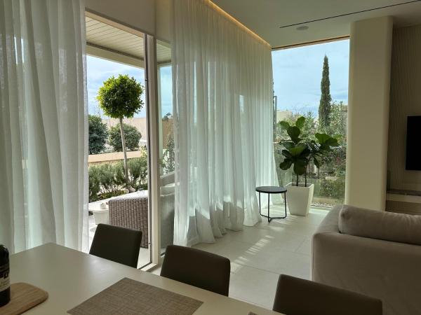 Villa Elodie, Green Coast, Palase