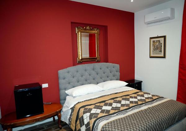 Appia Antica Room