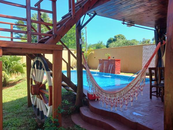 2 Cabañas Para Parejas Con Baño Privado y 3 Cabañas en Bungalow Para 4 Personas Cada Una Con Baño Compartido, Забронировать  Итаугуа Сентраль