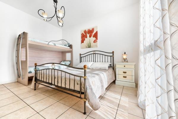Jesolo Flowers Beach House - Host Solution